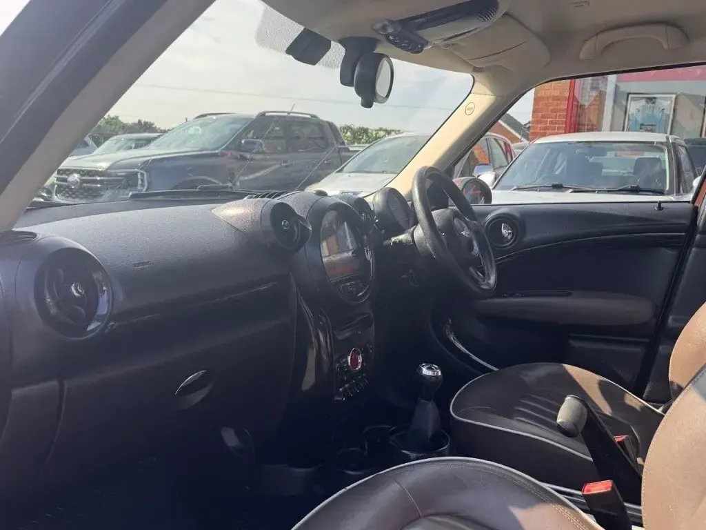 Used Mini Cooper D 2015 Bronze Hatchback