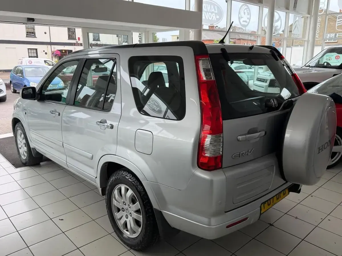 Used Honda CR-V Executive 150 HP (110 kW) 2007 Silver SUV