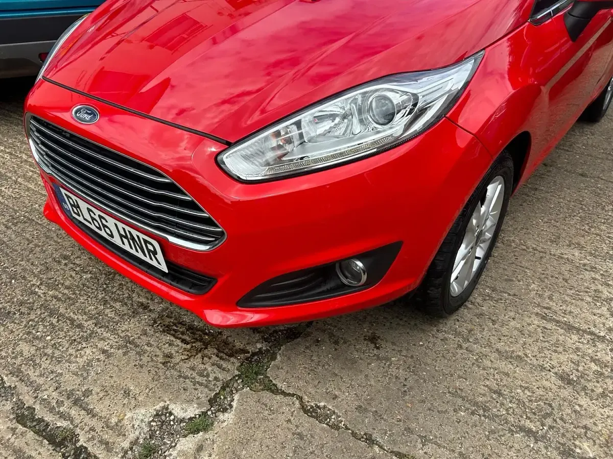 Used Ford Fiesta Zetec 2016 Red Hatchback
