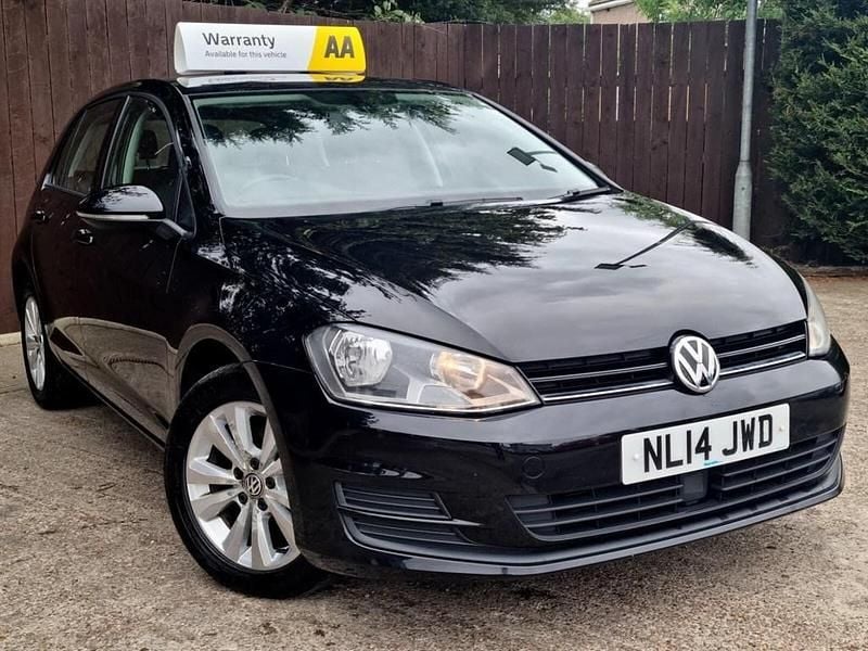 Black Used 2014 VW Golf VII SE Hatchback | £6,395 (Good price) - Image 1/4