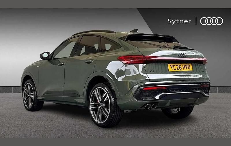 New Audi Q5 Comfort 200 HP (147 kW) 2026 Green SUV