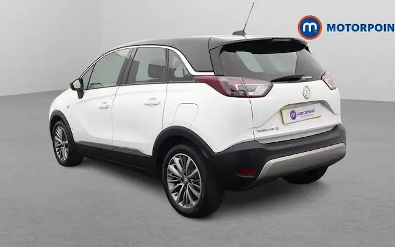 Used Vauxhall Crossland X 83 HP (61 kW) 2020 White SUV