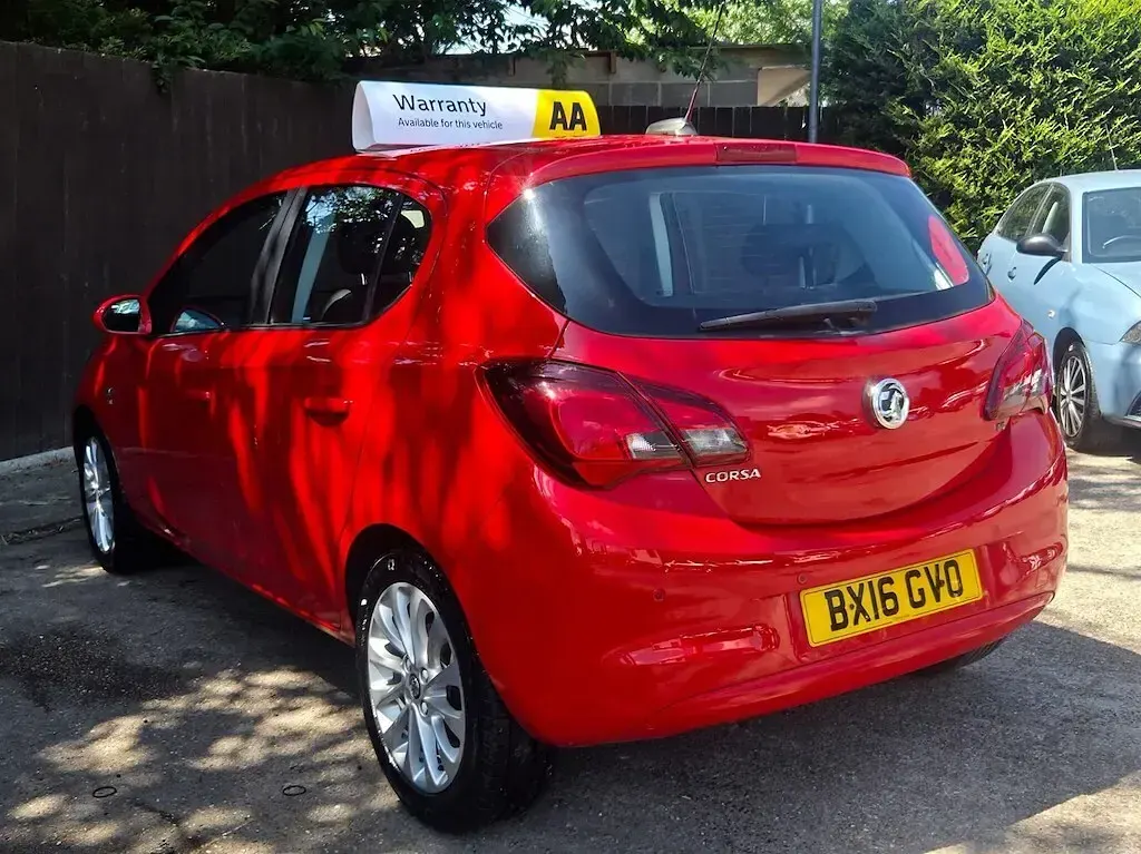 Used Vauxhall Corsa 90 HP (66 kW) 2016 Red Hatchback