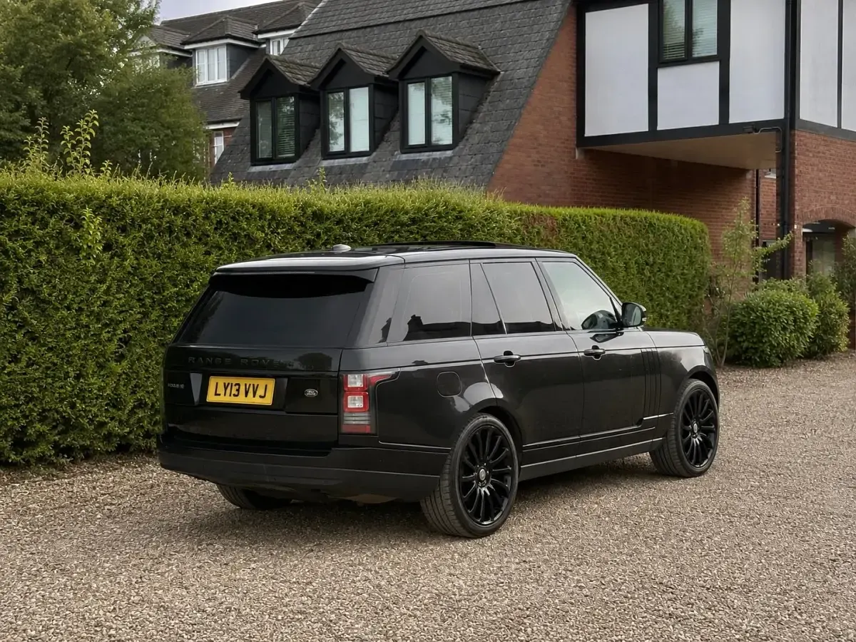 Used Land Rover Range Rover Vogue 2013 Black SUV