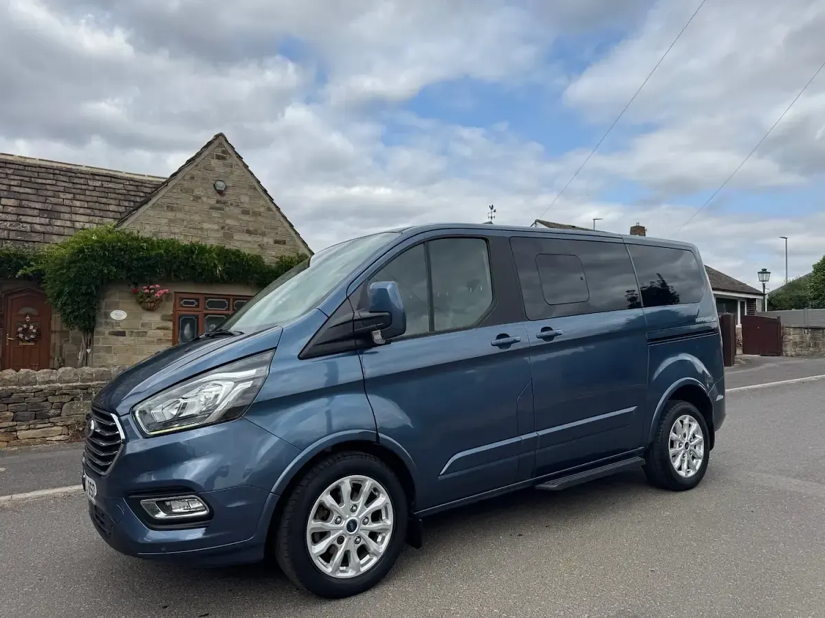 Used Ford Tourneo Custom Titanium 2020 Blue Van
