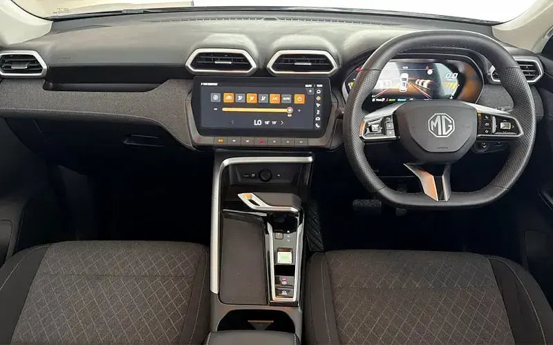 Used MG ZS SE 196 HP (144 kW) 2024 Silver SUV