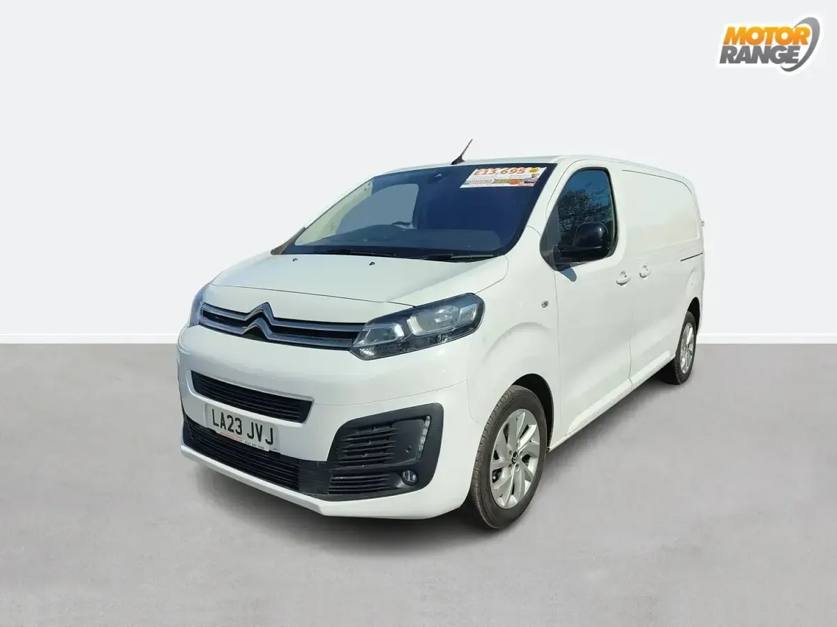 Usado Citroën Dispatch 100 CV (73 kW) 2023 Blanco Monovolumen