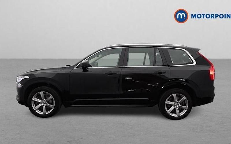 Used Volvo XC90 Core 250 HP (183 kW) 2025 SUV