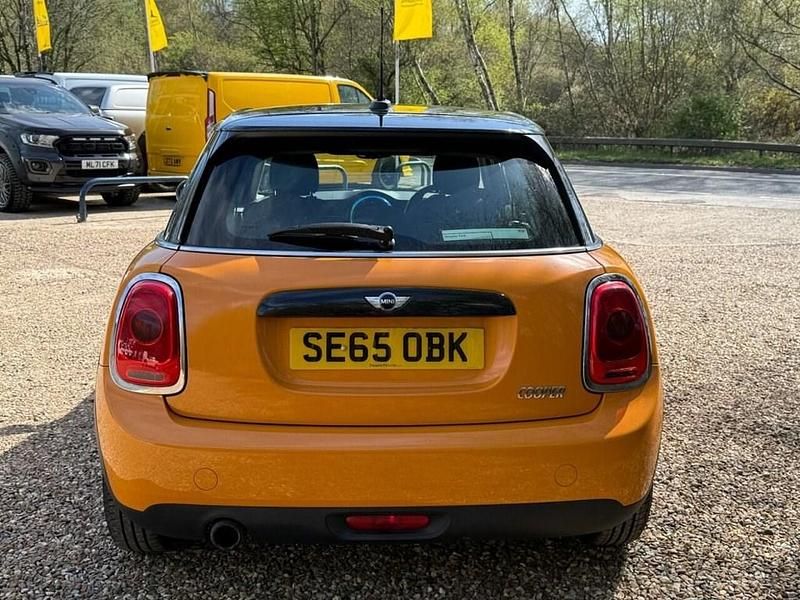 Used Mini Cooper Hatch 136 HP (100 kW) 2015 Orange Hatchback