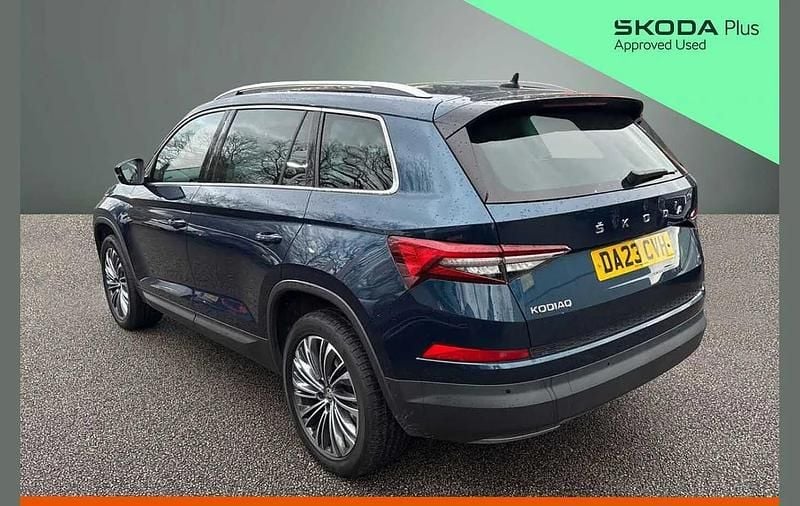 Used Skoda Kodiaq SE L Executive 150 HP (110 kW) 2023 Petrol blue metallic SUV