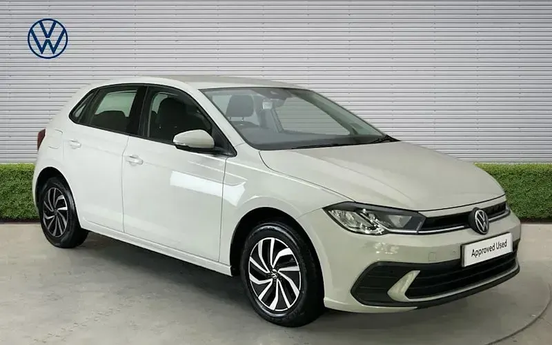 Used VW Polo Life 95 HP (69 kW) 2023 Hatchback
