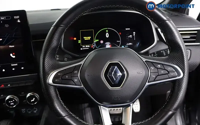 Used Renault Clio Engineered 145 HP (106 kW) 2023 Grey Hatchback