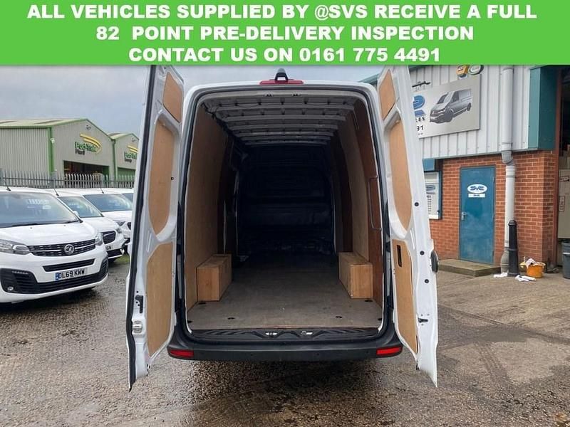 Usado Mercedes Sprinter Progressive 150 HP (110 kW) 2023 Branco Van