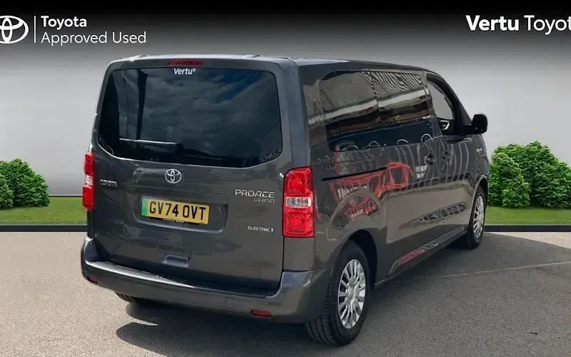 Used Toyota Proace Verso 100 kW (136 HP) 2025 Estate