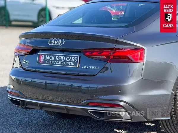 Używany Audi A5 Sport 245 KM (180 kW) 2023 Szary Coupe