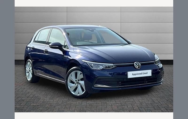 Used VW Golf VIII Style 147 HP (108 kW) 2020 Blue Hatchback