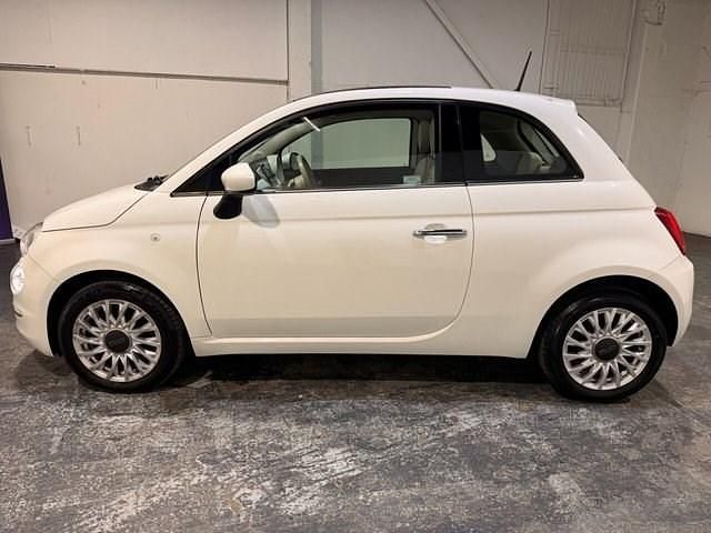 Used Fiat 500 Lounge 69 HP (50 kW) 2016 White Hatchback