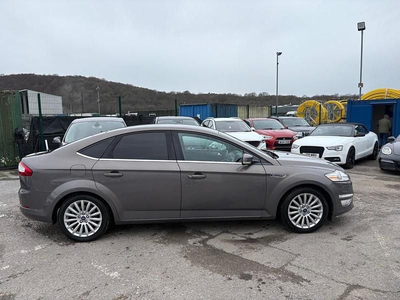 Used Ford Mondeo Business Edition 2014 Brown Hatchback