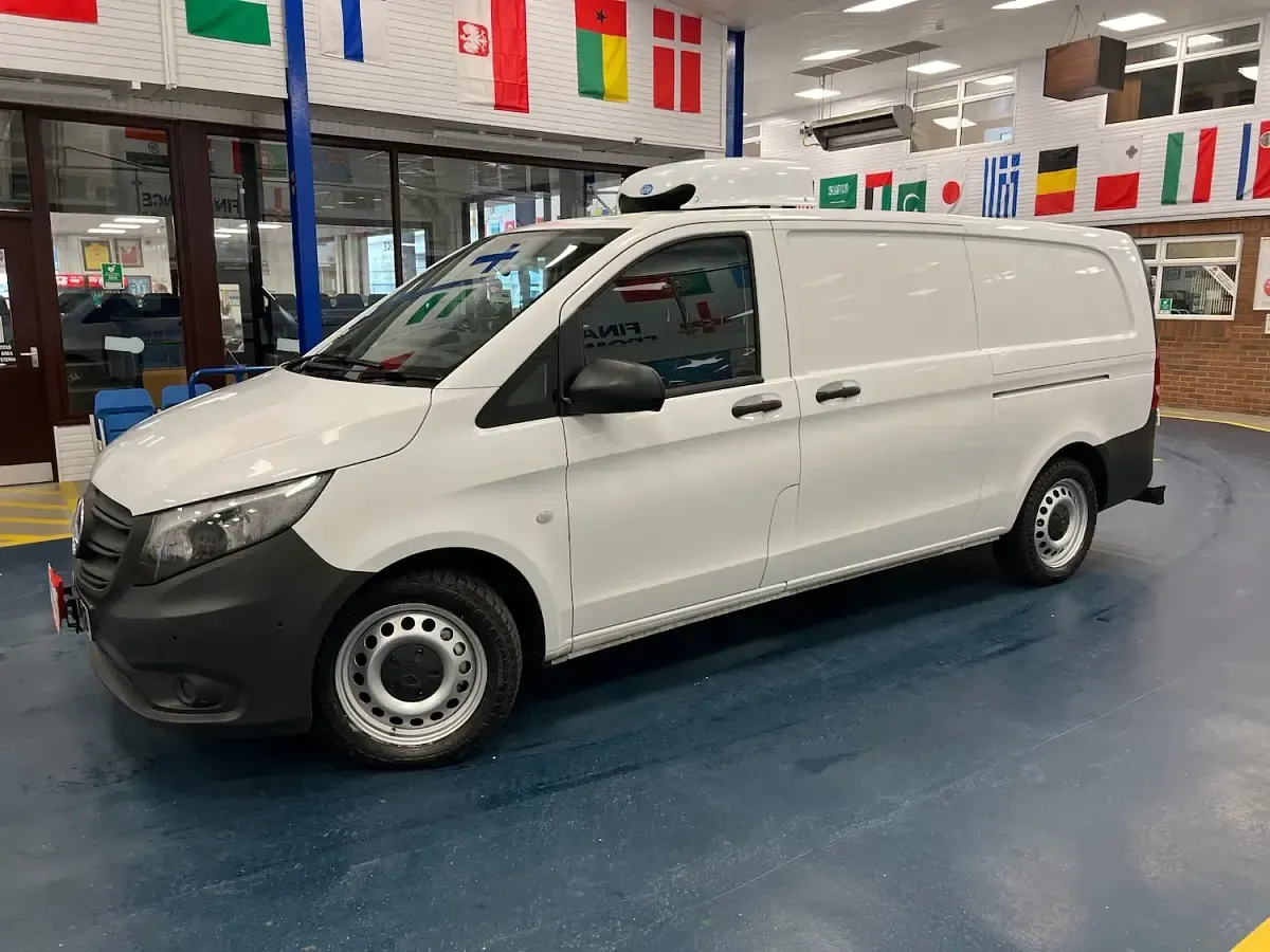 Used Mercedes Vito Progressive 136 HP (100 kW) 2022 White Van