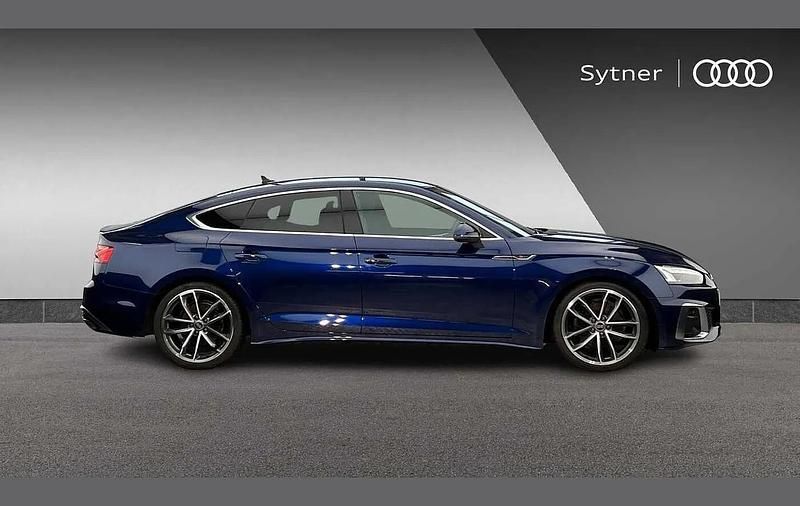 Used Audi A5 Sportback S-Line 161 HP (118 kW) 2022 Blue Hatchback