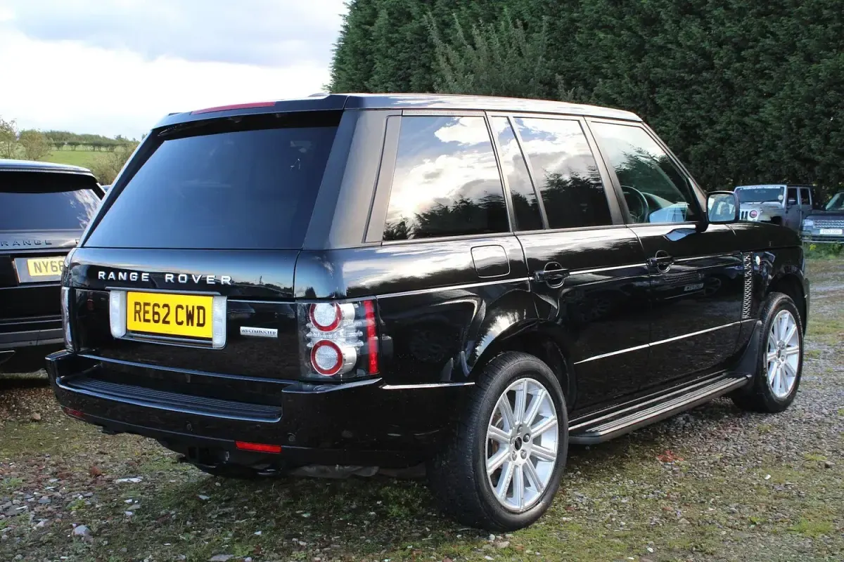 Used Land Rover Range Rover S 313 HP (230 kW) 2012 Black SUV