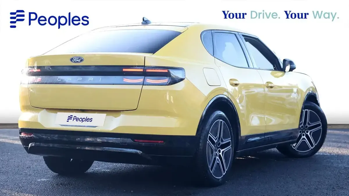 Used Ford Capri Premium 210 kW (286 HP) 2024 Yellow SUV