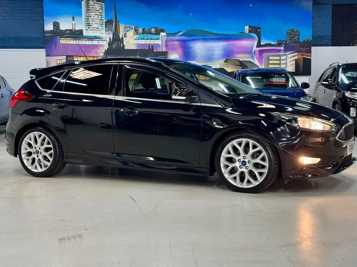 Used Ford Focus Zetec 2015 Black Hatchback