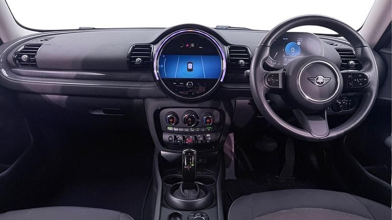 Used Mini Cooper Clubman Classic 134 HP (98 kW) 2023 White Estate