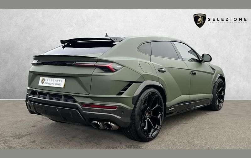 Used Lamborghini Urus 666 HP (489 kW) 2023 Yellow SUV