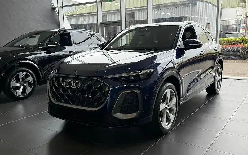 Second-hand Audi Q5 S-Line 204 CP (150 kW) 2025 SUV