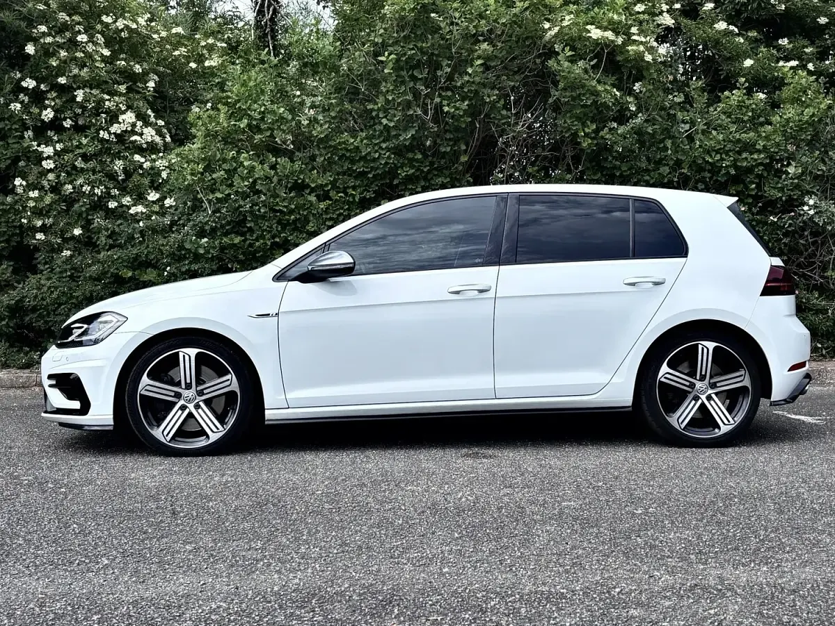 Used VW Golf VII R 310 HP (228 kW) 2017 White Hatchback