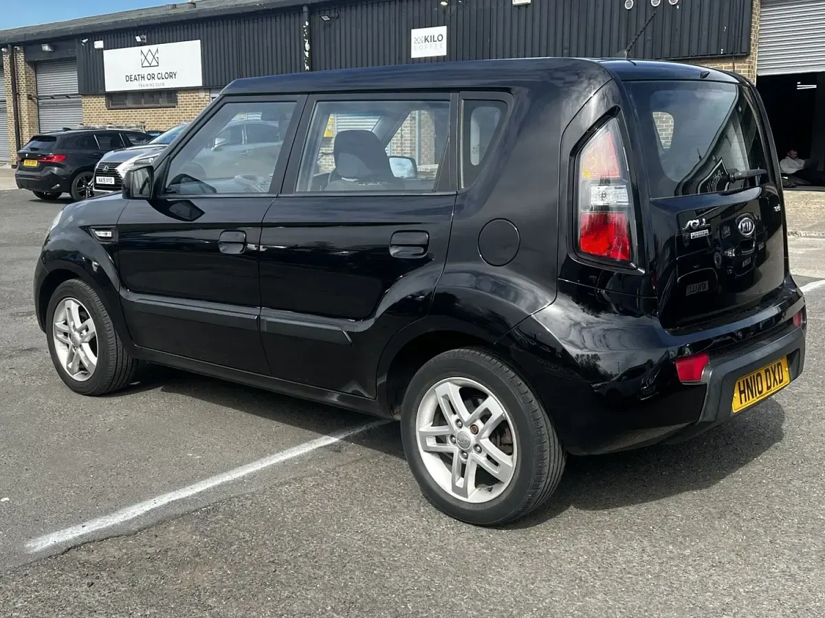 Used Kia Soul 126 HP (92 kW) 2010 Black SUV
