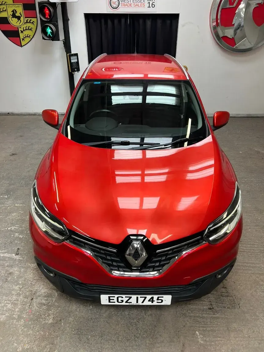 Used Renault Kadjar Dynamique 110 HP (80 kW) 2016 Red SUV
