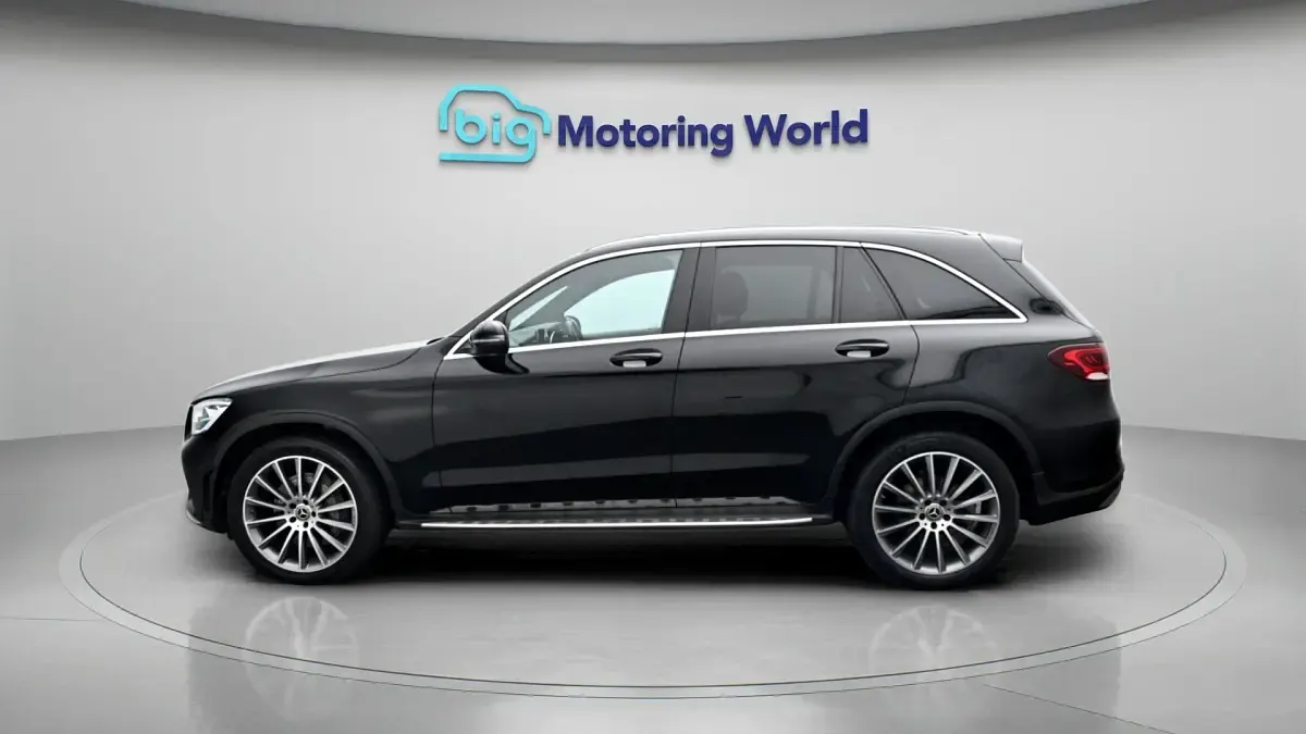 Used Mercedes GLC300 AMG line 245 HP (180 kW) 2022 Black SUV