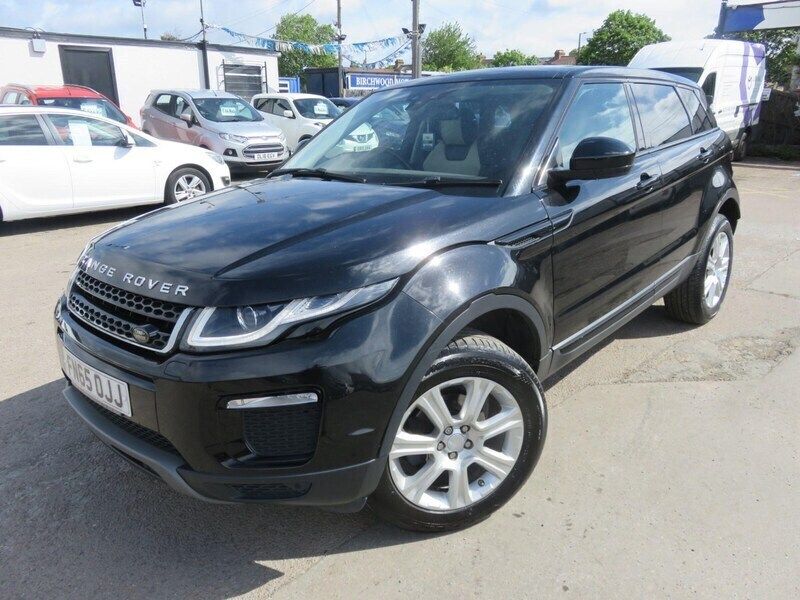 Black Used 2015 Land Rover Range Rover evoque SE Estate | £8,490 (Fair price) - Image 1/4