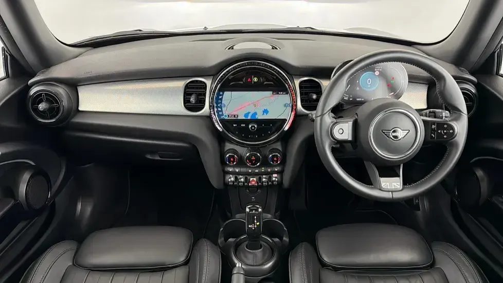 Used Mini Cooper Exclusive 134 HP (98 kW) 2023 Black Hatchback
