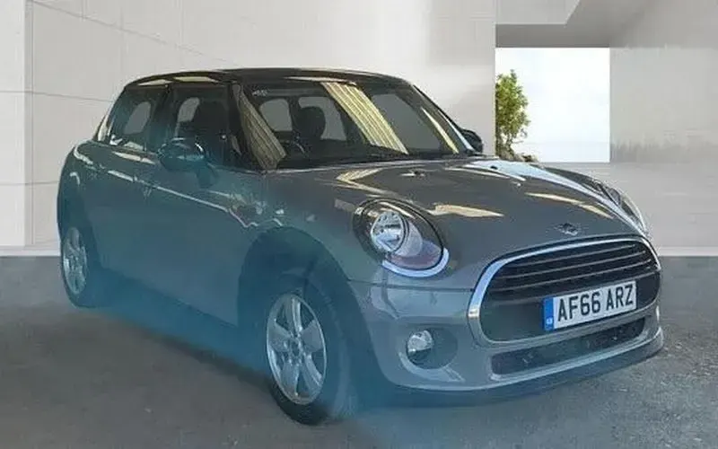 Used Mini Cooper Hatch 136 HP (100 kW) 2016 Hatchback