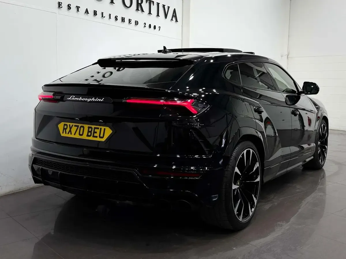 Used Lamborghini Urus 650 HP (478 kW) 2020 Black SUV