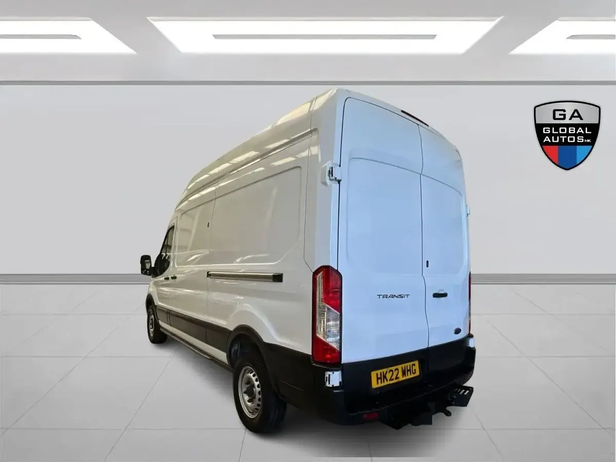 Used Ford Transit S 130 HP (95 kW) 2022 White Van