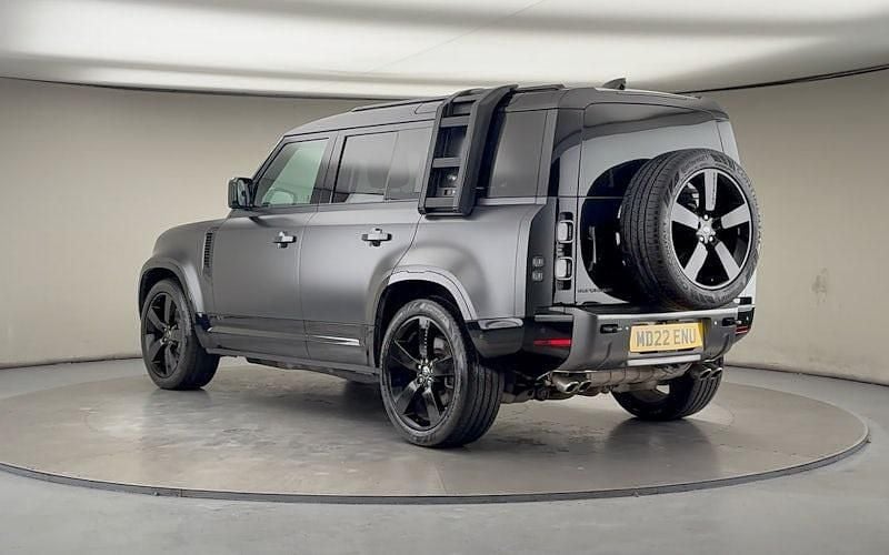 Used Land Rover Defender Carpathian Edition 525 HP (386 kW) 2024 Estate