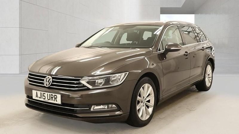 Used VW Passat Business 150 HP (110 kW) 2015 Harvest brown Estate