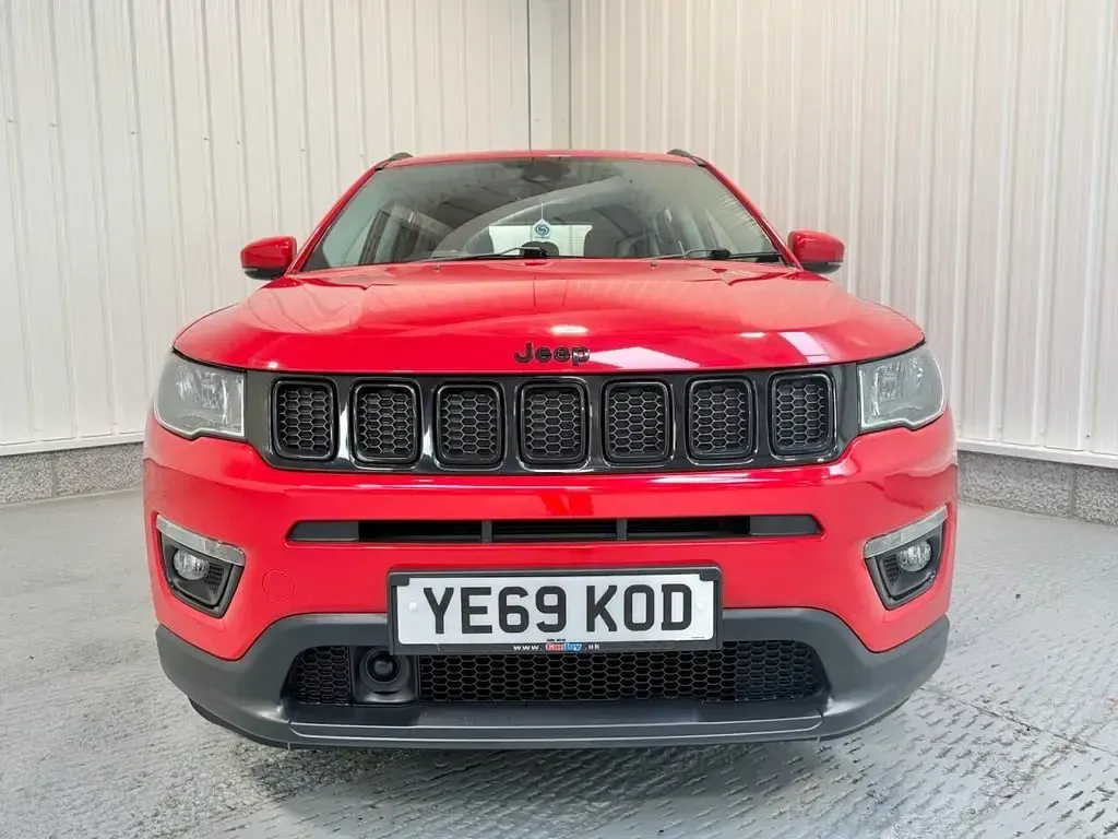 Used Jeep Compass Night Eagle 120 HP (88 kW) 2019 Red SUV