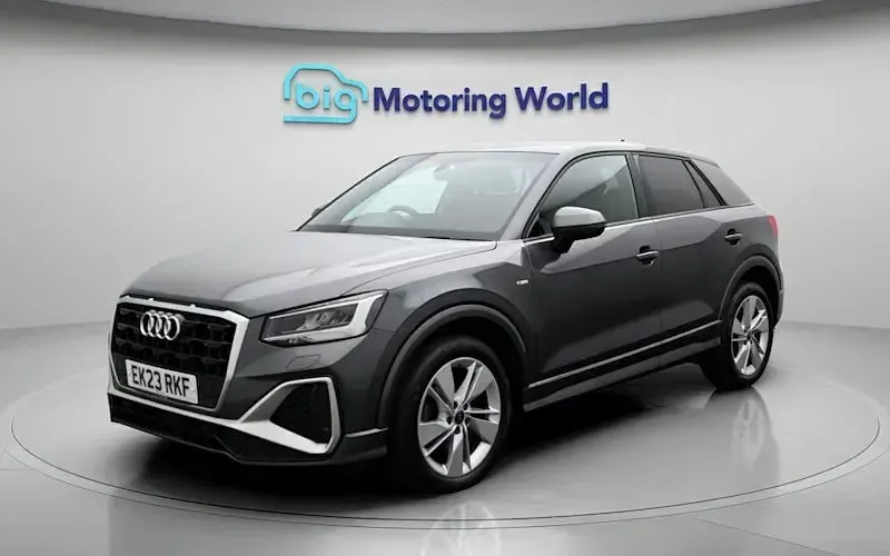 Gebraucht Audi Q2 S-Line 150 PS (110 kW) 2026 SUV