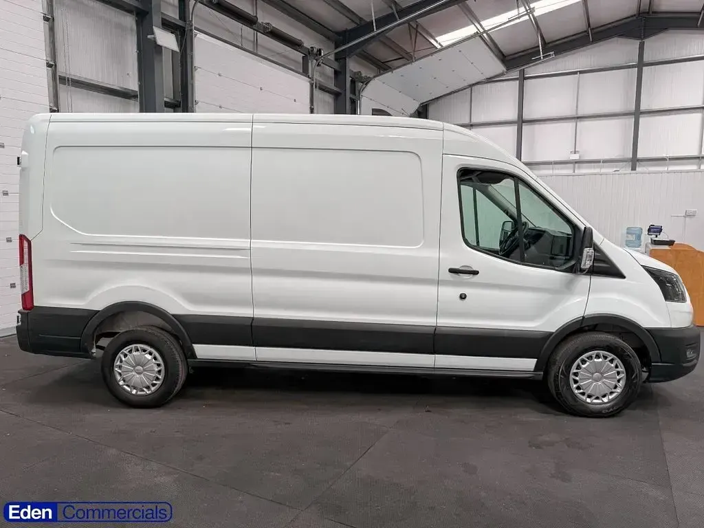 Used Ford Transit S 130 HP (95 kW) 2023 White Van
