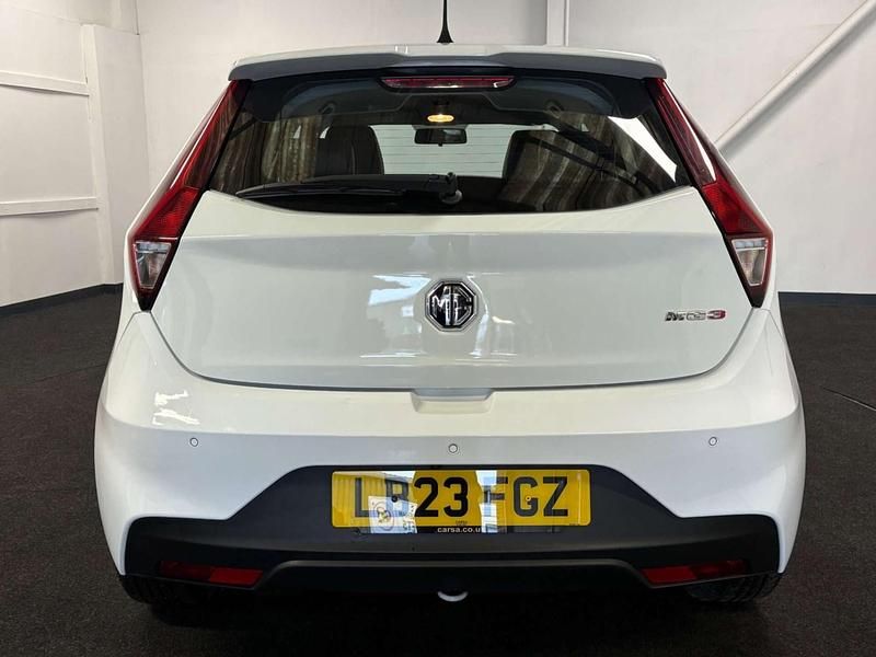 Used MG MG3 Exclusive 106 HP (77 kW) 2023 White Hatchback