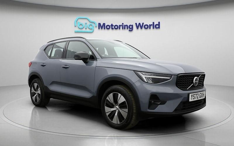 Used Volvo XC40 Plus 211 HP (155 kW) 2023 Grey SUV