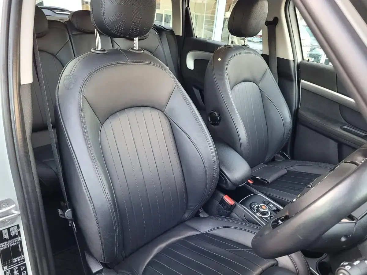 Used Mini Cooper Exclusive 136 HP (100 kW) 2020 Silver Hatchback