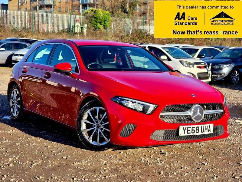 Used Mercedes A180 Executive 116 HP (85 kW) 2018 Red Hatchback