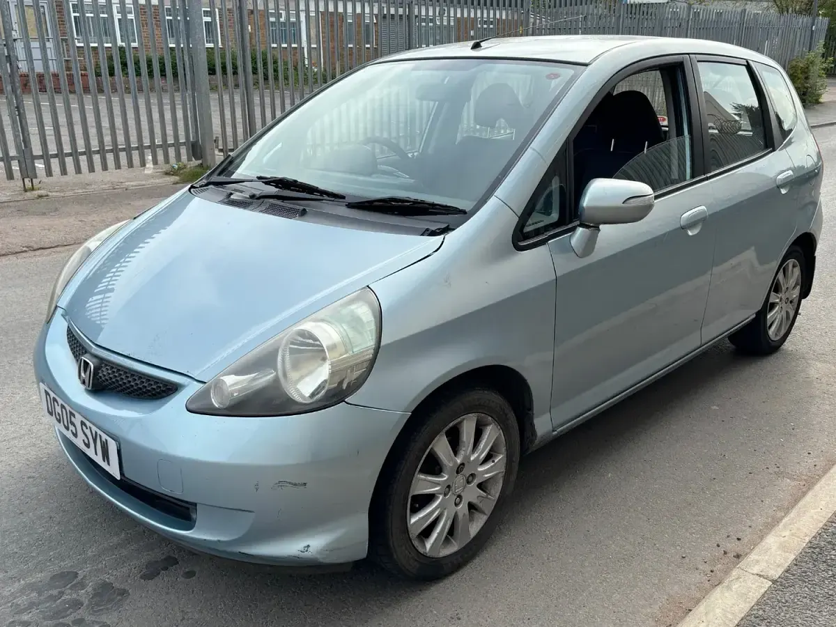 Used Honda Jazz SE 83 HP (61 kW) 2005 Blue Hatchback