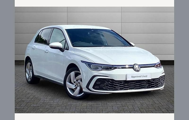 Used VW Golf VIII GTE 245 HP (180 kW) 2025 Pure white Hatchback